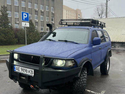 Міцубісі Паджеро 1998 у Кривому Розі на Automoto.ua Синій Міцубісі Паджеро, об'ємом двигуна 2.98 л та пробігом 428 тис. км за 5999 $, фото 1 на Automoto.ua