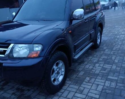 Синий Мицубиси Паджеро, объемом двигателя 3.5 л и пробегом 305 тыс. км за 6300 $, фото 1 на Automoto.ua
