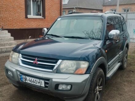 Синій Міцубісі Паджеро, об'ємом двигуна 3.2 л та пробігом 358 тис. км за 8000 $, фото 1 на Automoto.ua
