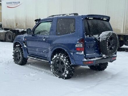 Синий Мицубиси Паджеро, объемом двигателя 0 л и пробегом 321 тыс. км за 2800 $, фото 1 на Automoto.ua