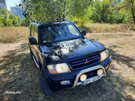Синій Міцубісі Паджеро, об'ємом двигуна 3.5 л та пробігом 310 тис. км за 3200 $, фото 1 на Automoto.ua