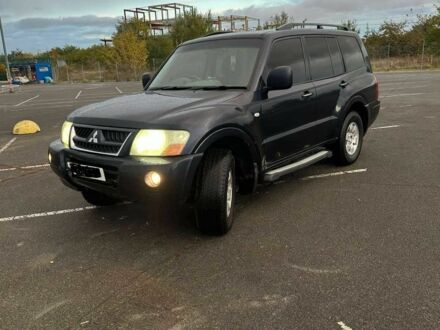 Синий Мицубиси Паджеро, объемом двигателя 3.2 л и пробегом 133 тыс. км за 5000 $, фото 1 на Automoto.ua