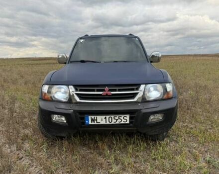 Синій Міцубісі Паджеро, об'ємом двигуна 3.2 л та пробігом 240 тис. км за 4300 $, фото 1 на Automoto.ua