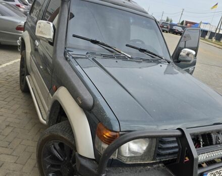 Зелений Міцубісі Паджеро, об'ємом двигуна 3 л та пробігом 280 тис. км за 5500 $, фото 7 на Automoto.ua