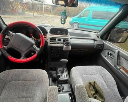 Зеленый Мицубиси Паджеро, объемом двигателя 2.8 л и пробегом 250 тыс. км за 8500 $, фото 2 на Automoto.ua