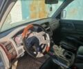 Зеленый Мицубиси Паджеро, объемом двигателя 3 л и пробегом 999 тыс. км за 2400 $, фото 4 на Automoto.ua