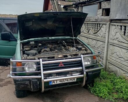 Зелений Міцубісі Паджеро, об'ємом двигуна 3 л та пробігом 428 тис. км за 4000 $, фото 3 на Automoto.ua