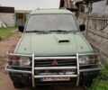 Зелений Міцубісі Паджеро, об'ємом двигуна 3 л та пробігом 428 тис. км за 4000 $, фото 7 на Automoto.ua
