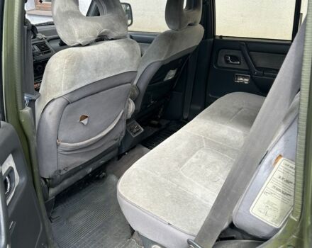 Зелений Міцубісі Паджеро, об'ємом двигуна 2.5 л та пробігом 450 тис. км за 3700 $, фото 6 на Automoto.ua