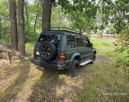 Зеленый Мицубиси Паджеро, объемом двигателя 0 л и пробегом 356 тыс. км за 3118 $, фото 4 на Automoto.ua