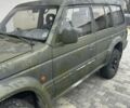 Зелений Міцубісі Паджеро, об'ємом двигуна 2.5 л та пробігом 450 тис. км за 3700 $, фото 2 на Automoto.ua