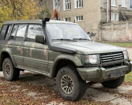 Зеленый Мицубиси Паджеро, объемом двигателя 0 л и пробегом 200 тыс. км за 2250 $, фото 3 на Automoto.ua