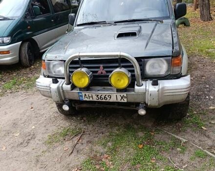 Зеленый Мицубиси Паджеро, объемом двигателя 2.8 л и пробегом 350 тыс. км за 5000 $, фото 9 на Automoto.ua