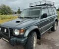 Зелений Міцубісі Паджеро, об'ємом двигуна 2.8 л та пробігом 330 тис. км за 3599 $, фото 5 на Automoto.ua