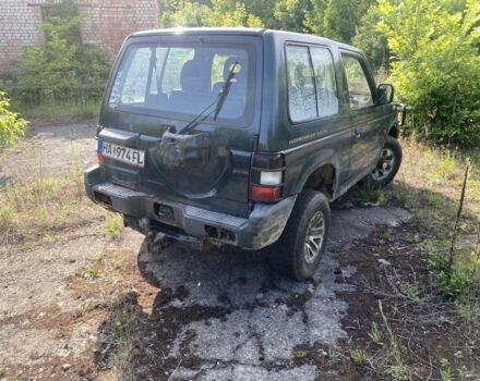 Зелений Міцубісі Паджеро, об'ємом двигуна 2.5 л та пробігом 400 тис. км за 3000 $, фото 3 на Automoto.ua