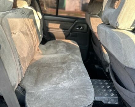 Зелений Міцубісі Паджеро, об'ємом двигуна 2.5 л та пробігом 350 тис. км за 3100 $, фото 7 на Automoto.ua