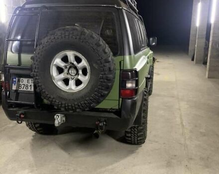 Зелений Міцубісі Паджеро, об'ємом двигуна 0 л та пробігом 225 тис. км за 11000 $, фото 10 на Automoto.ua