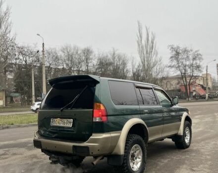 Зеленый Мицубиси Паджеро, объемом двигателя 3 л и пробегом 200 тыс. км за 3700 $, фото 5 на Automoto.ua