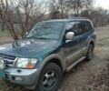 Зеленый Мицубиси Паджеро, объемом двигателя 3.2 л и пробегом 194 тыс. км за 5500 $, фото 1 на Automoto.ua