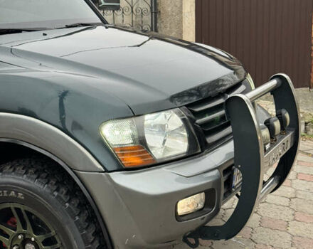 Зелений Міцубісі Паджеро, об'ємом двигуна 3.2 л та пробігом 390 тис. км за 8750 $, фото 3 на Automoto.ua