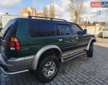 Зеленый Мицубиси Паджеро, объемом двигателя 2.5 л и пробегом 274 тыс. км за 6200 $, фото 8 на Automoto.ua