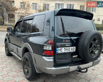 Зелений Міцубісі Паджеро, об'ємом двигуна 3.2 л та пробігом 390 тис. км за 8750 $, фото 7 на Automoto.ua