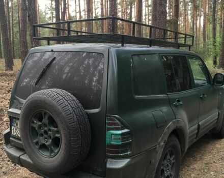 Зелений Міцубісі Паджеро, об'ємом двигуна 3.2 л та пробігом 314 тис. км за 140000 $, фото 4 на Automoto.ua