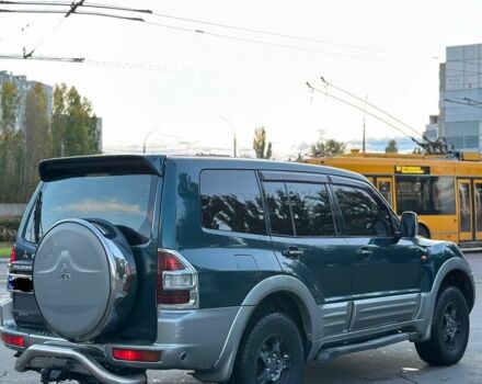 Зелений Міцубісі Паджеро, об'ємом двигуна 3.5 л та пробігом 341 тис. км за 6300 $, фото 3 на Automoto.ua