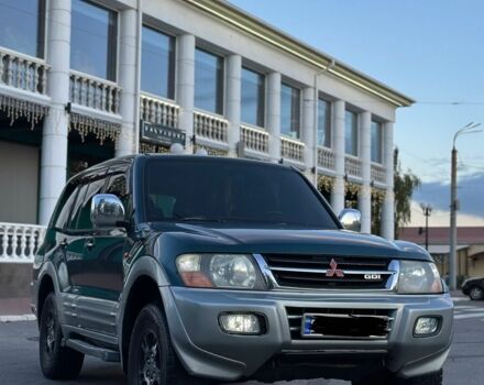 Зелений Міцубісі Паджеро, об'ємом двигуна 3.5 л та пробігом 341 тис. км за 6300 $, фото 1 на Automoto.ua