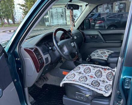 Зелений Міцубісі Паджеро, об'ємом двигуна 3.5 л та пробігом 341 тис. км за 6300 $, фото 6 на Automoto.ua