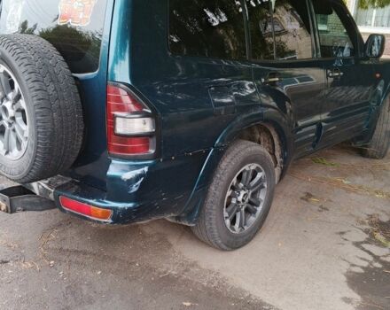 Зелений Міцубісі Паджеро, об'ємом двигуна 3.2 л та пробігом 245 тис. км за 3500 $, фото 2 на Automoto.ua