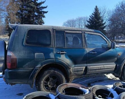 Зелений Міцубісі Паджеро, об'ємом двигуна 3.2 л та пробігом 416 тис. км за 6000 $, фото 9 на Automoto.ua