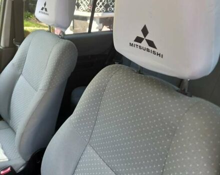 Зелений Міцубісі Паджеро, об'ємом двигуна 1.8 л та пробігом 205 тис. км за 5800 $, фото 6 на Automoto.ua