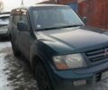 Зелений Міцубісі Паджеро, об'ємом двигуна 3.2 л та пробігом 416 тис. км за 6000 $, фото 2 на Automoto.ua