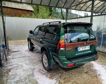 Зеленый Мицубиси Паджеро, объемом двигателя 3 л и пробегом 350 тыс. км за 6500 $, фото 3 на Automoto.ua