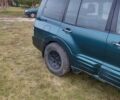 Зелений Міцубісі Паджеро, об'ємом двигуна 3 л та пробігом 249 тис. км за 3100 $, фото 5 на Automoto.ua