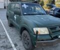 Зеленый Мицубиси Паджеро, объемом двигателя 3.2 л и пробегом 170 тыс. км за 3900 $, фото 4 на Automoto.ua