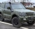 Зеленый Мицубиси Паджеро, объемом двигателя 2.5 л и пробегом 190 тыс. км за 3700 $, фото 1 на Automoto.ua