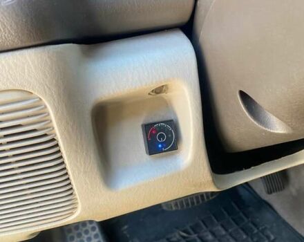 Зеленый Мицубиси Паджеро, объемом двигателя 3 л и пробегом 392 тыс. км за 7700 $, фото 9 на Automoto.ua