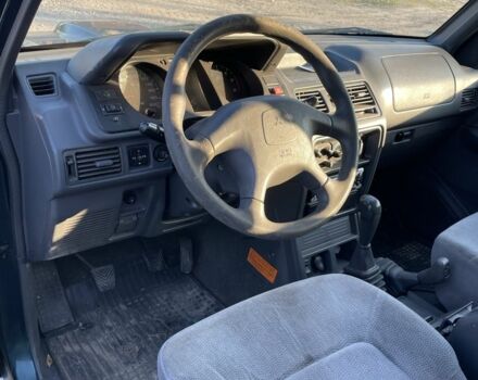 Зеленый Мицубиси Паджеро, объемом двигателя 2.5 л и пробегом 173 тыс. км за 5966 $, фото 5 на Automoto.ua