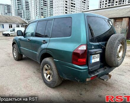 Зеленый Мицубиси Паджеро, объемом двигателя 2.5 л и пробегом 268 тыс. км за 3700 $, фото 4 на Automoto.ua