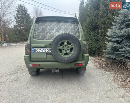 Зелений Міцубісі Паджеро, об'ємом двигуна 3.2 л та пробігом 310 тис. км за 9999 $, фото 3 на Automoto.ua