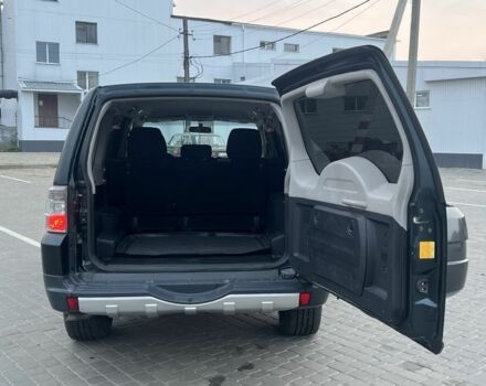 Зеленый Мицубиси Паджеро, объемом двигателя 3.2 л и пробегом 220 тыс. км за 7200 $, фото 17 на Automoto.ua