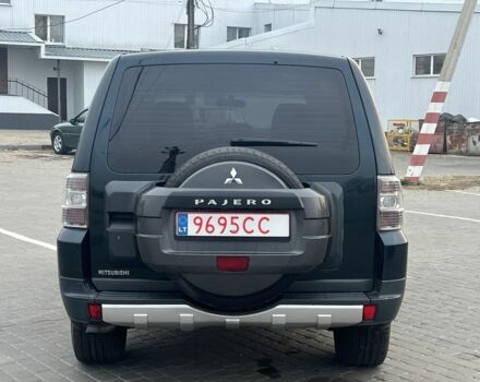 Зеленый Мицубиси Паджеро, объемом двигателя 3.2 л и пробегом 220 тыс. км за 7200 $, фото 6 на Automoto.ua