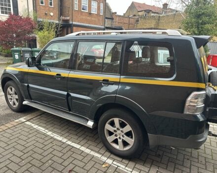 Мицубиси Паджеро 2007 в Яворове на Automoto.ua Зеленый Мицубиси Паджеро, объемом двигателя 3.2 л и пробегом 160 тыс. км за 6403 $, фото 3 на Automoto.ua