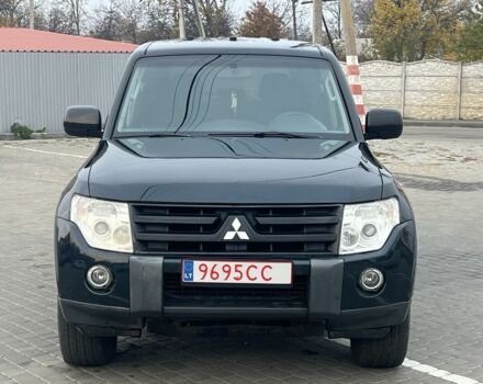 Зеленый Мицубиси Паджеро, объемом двигателя 3.2 л и пробегом 220 тыс. км за 7200 $, фото 3 на Automoto.ua