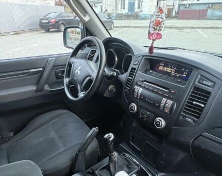 Зеленый Мицубиси Паджеро, объемом двигателя 3.2 л и пробегом 220 тыс. км за 7200 $, фото 16 на Automoto.ua