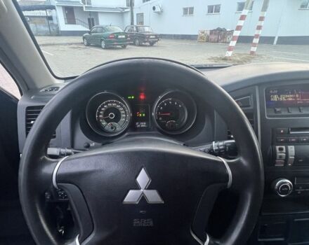 Зеленый Мицубиси Паджеро, объемом двигателя 3.2 л и пробегом 220 тыс. км за 7200 $, фото 10 на Automoto.ua