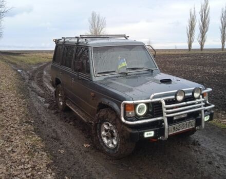 Зелений Міцубісі Паджеро, об'ємом двигуна 2 л та пробігом 100 тис. км за 6000 $, фото 6 на Automoto.ua