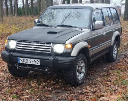 Зелений Міцубісі Паджеро, об'ємом двигуна 2 л та пробігом 350 тис. км за 3500 $, фото 1 на Automoto.ua